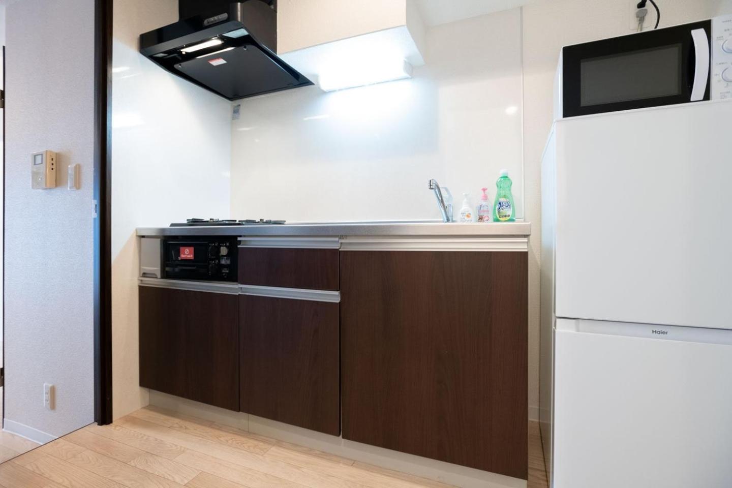 Best Residence Kujo Осака Экстерьер фото