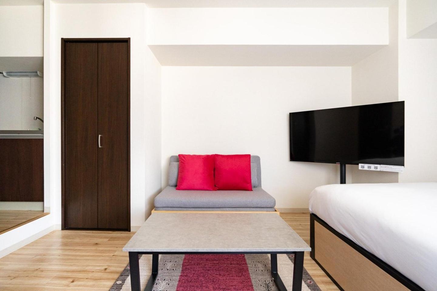 Best Residence Kujo Осака Экстерьер фото